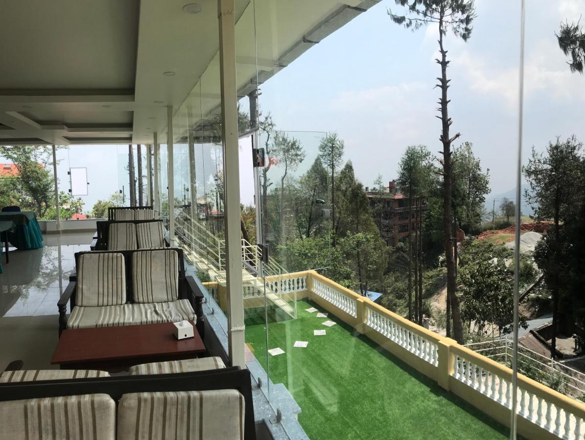 Mount Everest Hotel & Resort Nagarkot Bagian luar foto